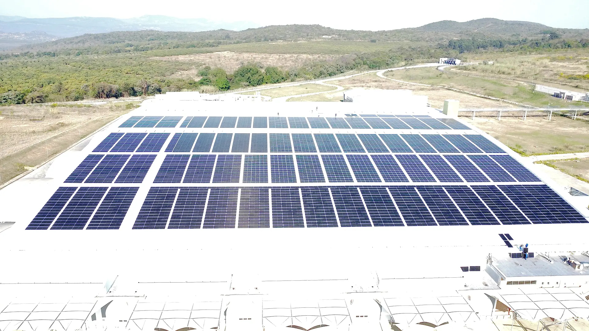 Aerial view of the full In4Solar rooftop array at the Mpumalanga fresh produce market
